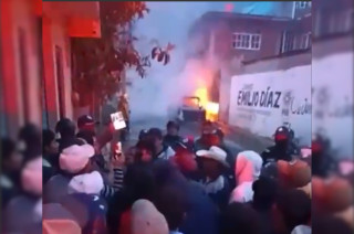 Vecinos de San Juan Tehuixtitlán protestan tras agresión en la comunidad