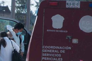 La víctima tenía 23 años de edad y fue encontrada desnuda en una habitación con heridas en el rostro.