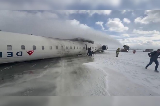 El avión cubría la ruta desde Minneapolis y aún se esperan detalles sobre el estado de los pasajeros y la tripulación.