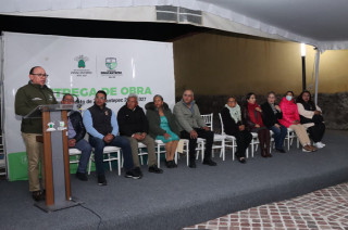 Manuel Vilchis Viveros entregó la rehabilitación integral de la calle 2 de Abril.