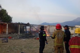 La zona del libramiento de Atlautla permanece bajo resguardo tras la explosión del polvorín.