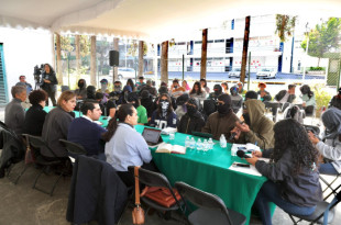 Integrantes del Enjambre Estudiantil Unificado rompen acuerdos y abandonan mesa de diálogo con la UAEMéx