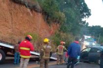 El incidente causó embotellamiento en ambos sentidos por varios minutos.