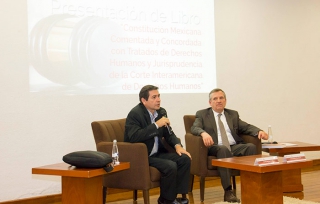 Constitución Mexicana está al nivel de tratados internacionales: Víctor Rodríguez