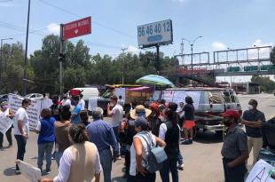 #Video: Vecinos bloquean por horas vía López Portillo por el control de un pozo