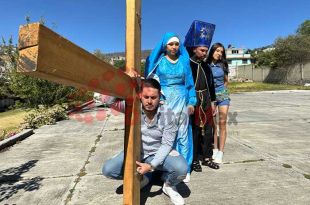 #Video: Alistan Viacrucis en barrios tradicionales de #Toluca