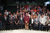 el Gobierno del Estado de México reafirma su compromiso con la pluralidad, el diálogo y la protección de los derechos de quienes ejercen la labor periodística y la defensa de derechos humanos.