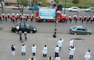 #Video #Toluca: Héroes aplauden a otros héroes por su  labor en la cuarentena