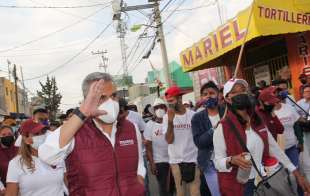 Durante sus recorridos por las diferentes comunidades de Ecatepec, pobladores expresaron al abanderado de Morena que la seguridad pública es su principal preocupación