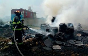 Sofocan Bomberos de Toluca incendio en San Pedro Totoltepec