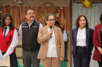 Azucena Cisneros habla sobre mejoras en escuelas de Ecatepec
