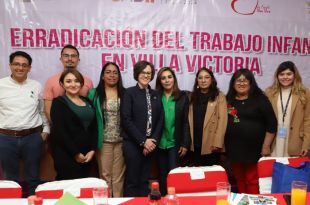 María Luisa Carmona Alvarado encabezó una reunión para dar a conocer el modelo que se ha aplicado en Villa Victoria para atender la problemática del trabajo infantil.