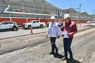 El Presidente Municipal, Ricardo Moreno, supervisó la rehabilitación integral de la calle Robert Bosch, desde Industria Minera hasta Primero de Mayo.