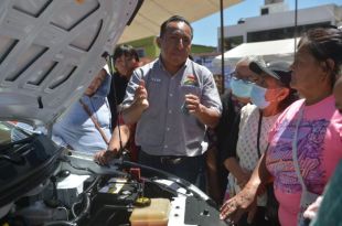 En este curso, las asistentes aprendieron sobre la medición de niveles, cambio de neumático, identificadores de tablero, entre otros temas.