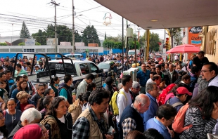 Desalojan a derechohabientes por amenaza de bomba en clínica del IMSS