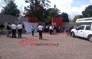 Colectivo en #Metepec protesta contra instalación de la Guardia Nacional