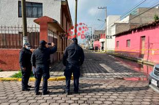 El hallazgo se realizó entre las calles Miguel Hidalgo y Benito Juárez, en la delegación de San Salvador Tizatlali.