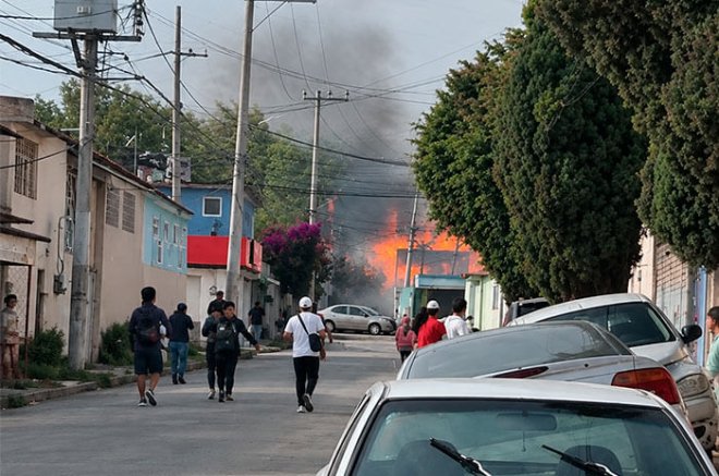 Una explosión en una gasera de la colonia Loma Bonita, en Coacalco, provocó la movilización de cuerpos de emergencia y alarma entre habitantes de la zona.