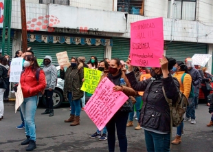 #Video #Toluca: Trabajadores despedidos del Seguro Popular demandan reinstalación