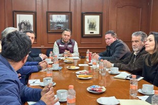 El alcalde subrayó la importancia de un trabajo colaborativo y transversal que involucre no solo a las autoridades, sino también a la ciudadanía.
