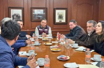 El alcalde subrayó la importancia de un trabajo colaborativo y transversal que involucre no solo a las autoridades, sino también a la ciudadanía.