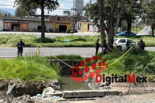 Encuentran cadáver en zanja sobre la carretera Toluca-Palmillas