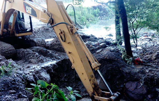 Por fuertes lluvias, abaten escurrimientos en tres canales del Valle de Toluca