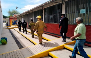 Evacuan a 1600 por supuesta bomba en preparatoria de #CuautitlánIzcalli