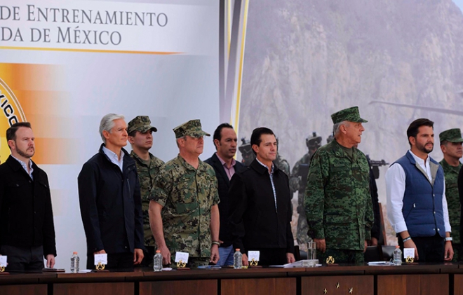 Peña y Del Mazo inauguran Centro de Entrenamiento Avanzado de la Marina