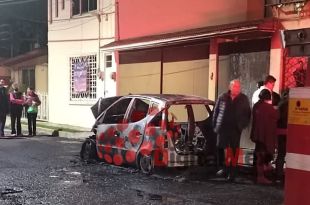 Explota vehículo en Toluca