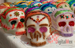 #Video: Feria del Alfeñique en #Toluca: dan forma y vida a la muerte con toneladas de azúcar