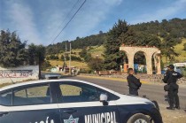 El cuerpo, que presentaba huellas de violencia, fue localizado en la localidad de El Guarda de Guerrero, en el paraje conocido como El Cedro.