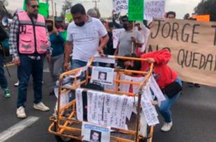 El contingente partió de la colonia la Perla