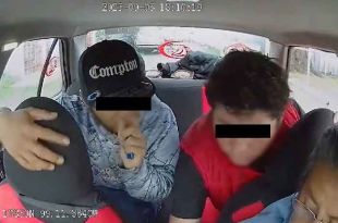 #Video: Rateros fingen ser pasajeros y roban a taxista, en #Edoméx