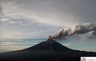 Mantienen semáforo de alerta volcánica en el Popocatépetl