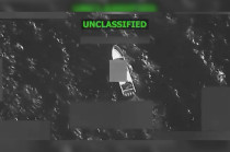 El ataque, de acuerdo al Departamento de Guerra, cobró la vida de dos personas que iban en la embarcación, identificadas como narco-terroristas.