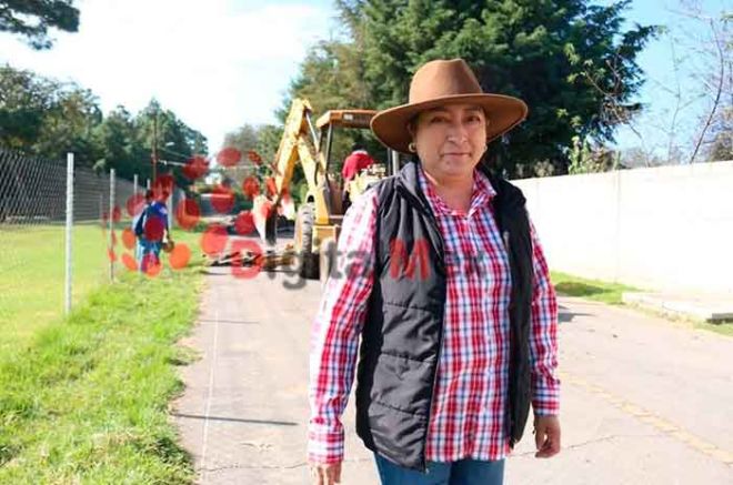 La presidenta municipal María Luisa Carmona lidera esfuerzos de reencarpetamiento para optimizar vías en Rancho de los Padres.
