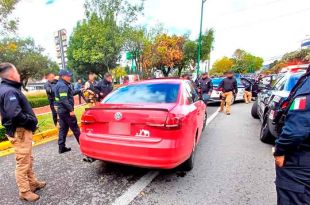 Edgar “N” fue remitido junto con el automóvil y el arma a la Agencia del Ministerio Público con sede en Metepec.