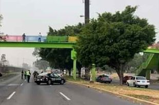 Los hechos ocurrieron en los carriles centrales de la vía, a la altura de Valle de Aragón Primera Sección.