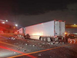 Tráiler que provocó el accidente en la México-Puebla