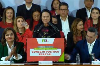 El dirigente partidista reconoció en Alejandra del Moral, en su carácter de coordinadora