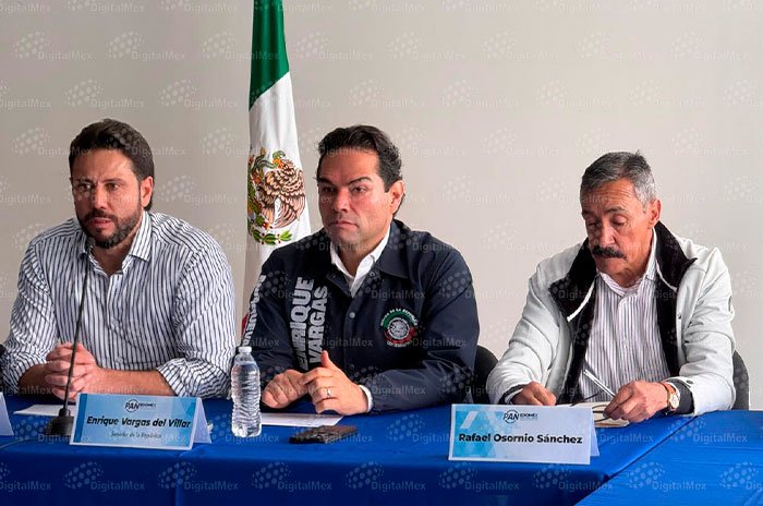 En conferencia de prensa, la dirigencia estatal del PAN presentó la incorporación de Rafael Osornio Sánchez como parte de su estrategia electoral rumbo a 2027.