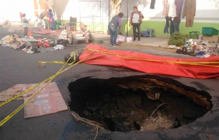 Aparece nuevo socavón en calles de Ecatepec; hay por lo menos 120