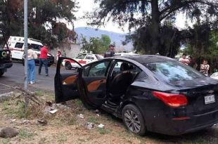 El choque se registró a la altura de Santa Cruz los Pilares.