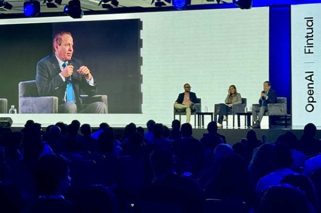 El presidenta de la Comisión de Ciencia, Tecnología e Innovación participó en el AI Summit México 2025 de OpenAI.