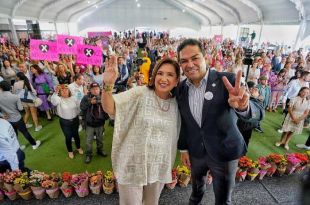 El candidato al Senado acompañó a la candidata presidencial Xóchitl Gálvez a otro encuentro con mujeres en Atizapán