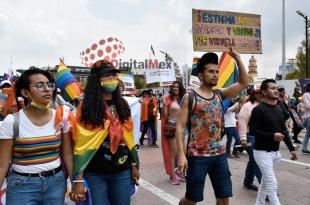 #Video: Comunidad LGBTTTIQ+ exige respeto en Marcha Por el Orgullo de #Toluca