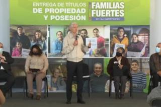 Van más de 38 mil beneficiarios en cuatro años, lo que equivale a más de 34 millones de metros cuadrados regularizados.