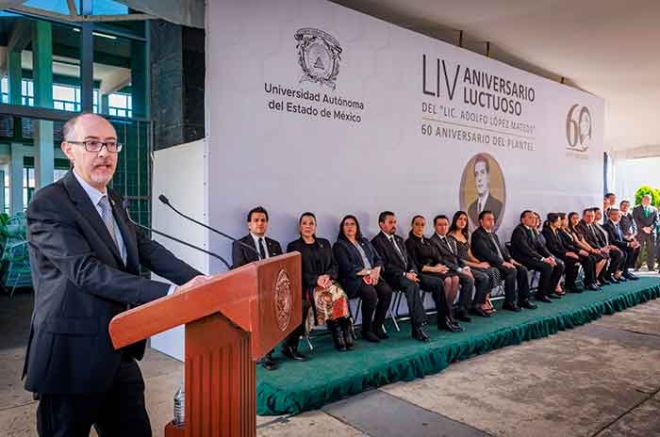 El rector de la UAEMéx adelantó que el Plantel tuvo una participación destacada en la campaña de recolección de PET y taparroscas.