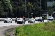 Toma tus precauciones. La autopista es una alternativa